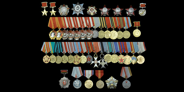 Dix Noonan Web World War II Medals